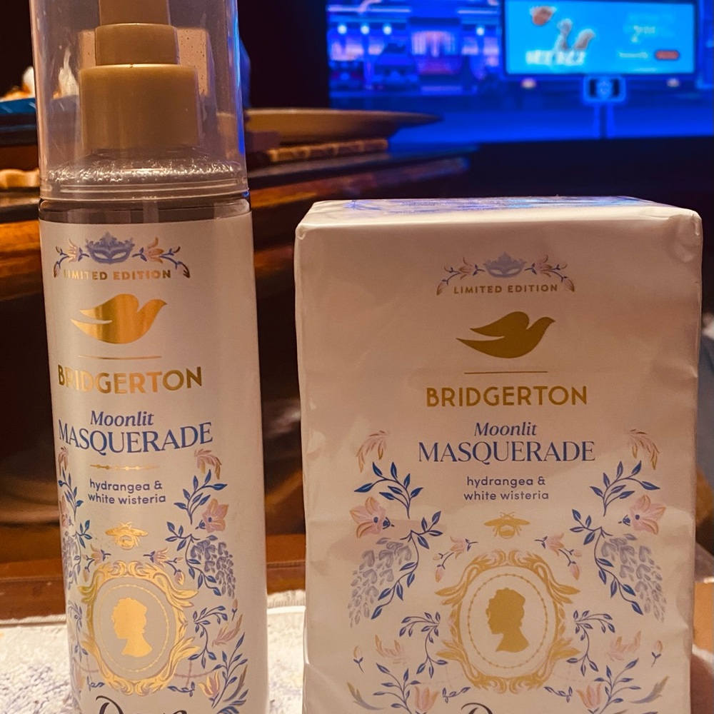 Dove Bridgerton Moonlit Masquerade Set Limited edition